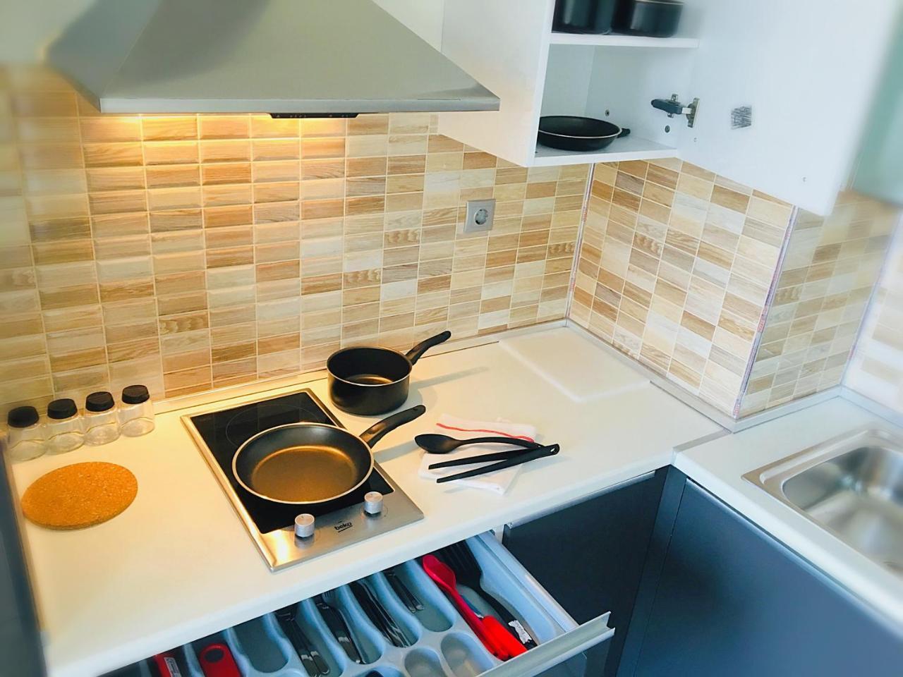 Mdm Sky Apartments Üsküp Dış mekan fotoğraf